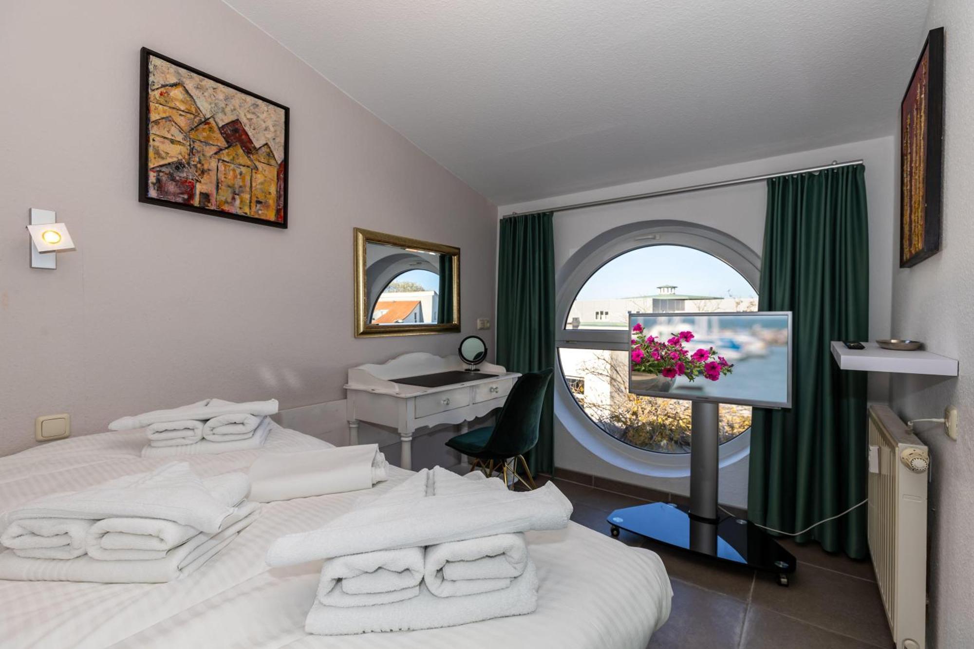 Apartamento Yachthafenresidenz Ostseebad Kühlungsborn Exterior foto